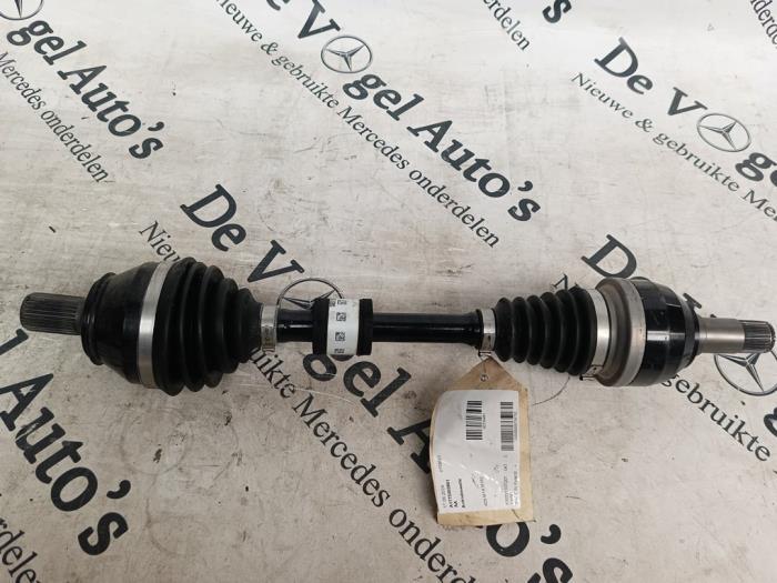 Arbre de transmission avant droit d'un Mercedes GLA, 3 mois de garantie, Utilisé, -, -