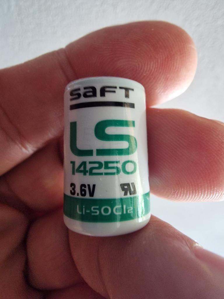 Batterie au lithium SOCL2 3,6 V, Enlèvement