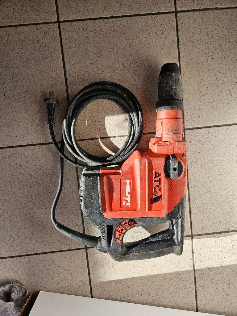 Hilti te 56 ATC/AVR klopboormachine en breek hamer Sds Max, Doe-het-zelf en Bouw, Ophalen of Verzenden, Zo goed als nieuw, Boor- en/of Breekhamer
