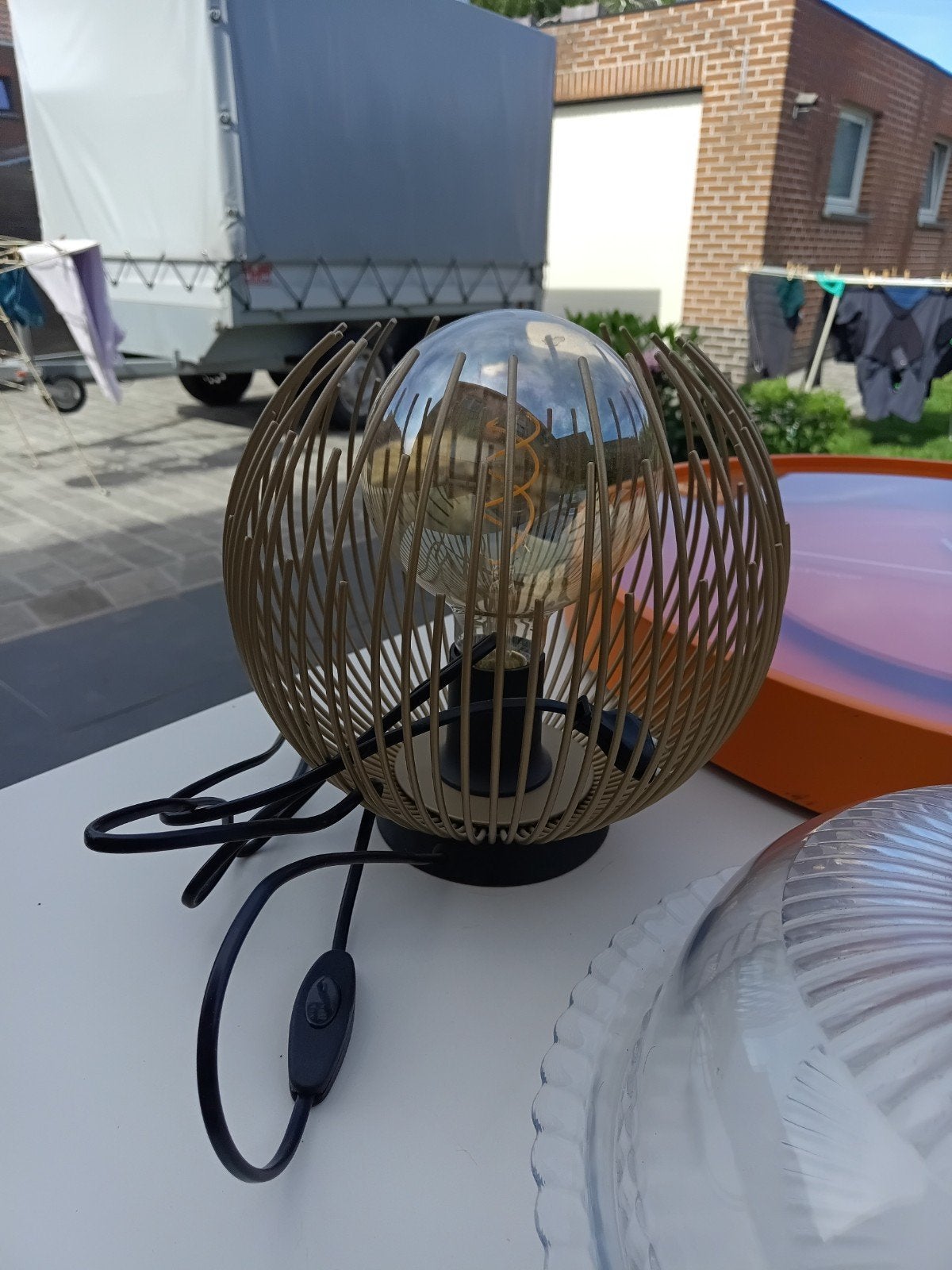 Lampje, Ophalen