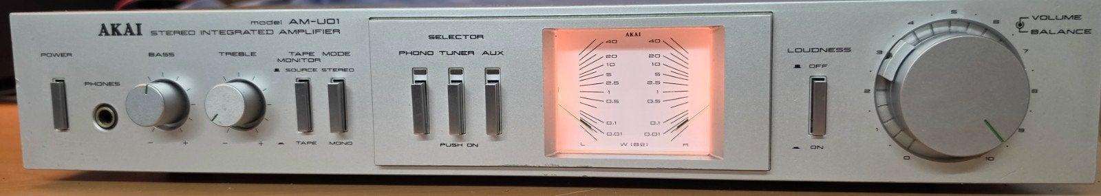 amplificateur akai Am-u01, TV, Hi-fi & Vidéo, Autres marques, Moins de 60 watts, Enlèvement, Stéréo