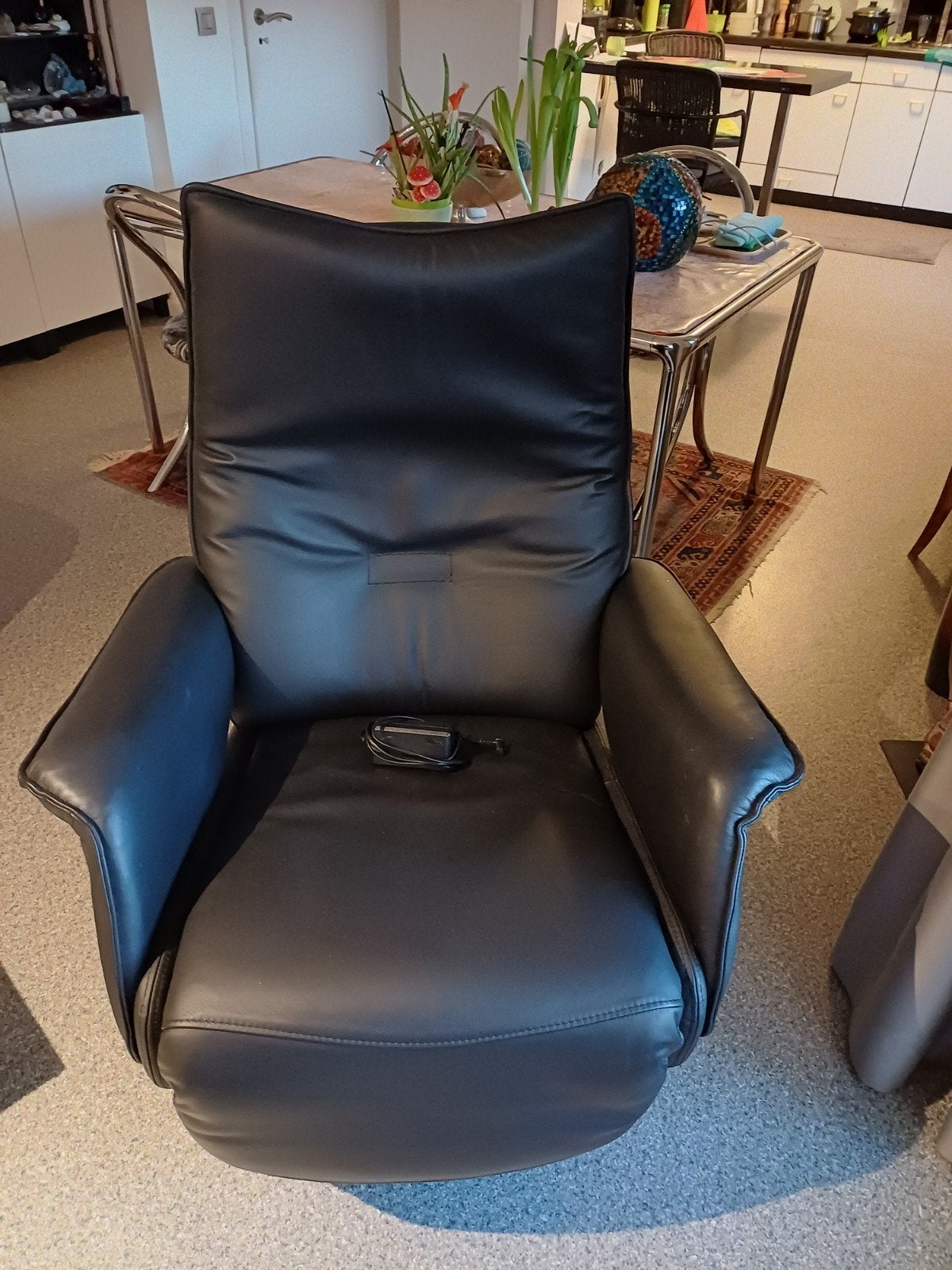 fauteuil relax électrique cuir noir pivotant 2 moteurs, Enlèvement, Comme neuf, Cuir