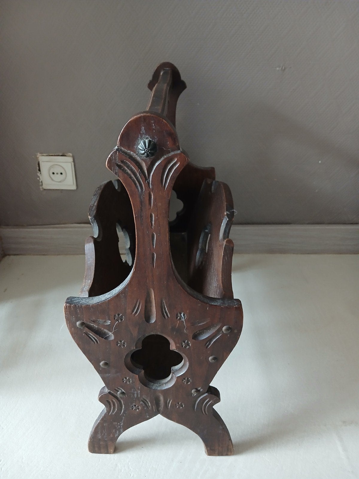 Porte journeaux en bois, Huis en Inrichting, Woonaccessoires | Overige, Ophalen, Bruin, Hout