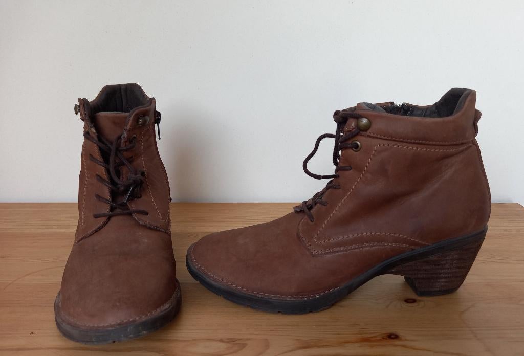 Bottes &chaussures, Ophalen, Zo goed als nieuw