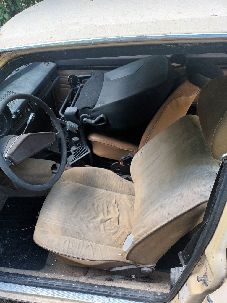 Restauratie project, Auto's, 4 deurs, Beige, Beige, Handgeschakeld