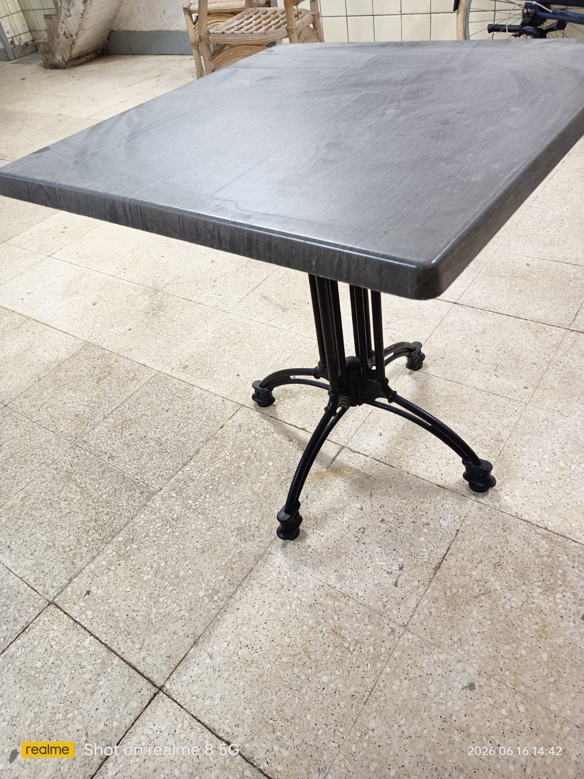 Tafel, Ophalen
