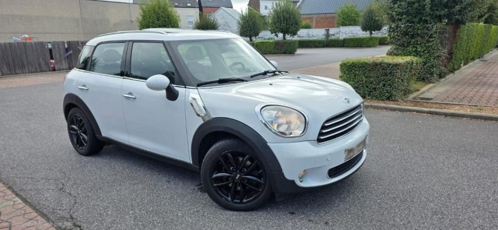 Mini one d 1.6d land euro5 full opt urgent, Auto's, Euro 5, Countryman, Leder, Diesel