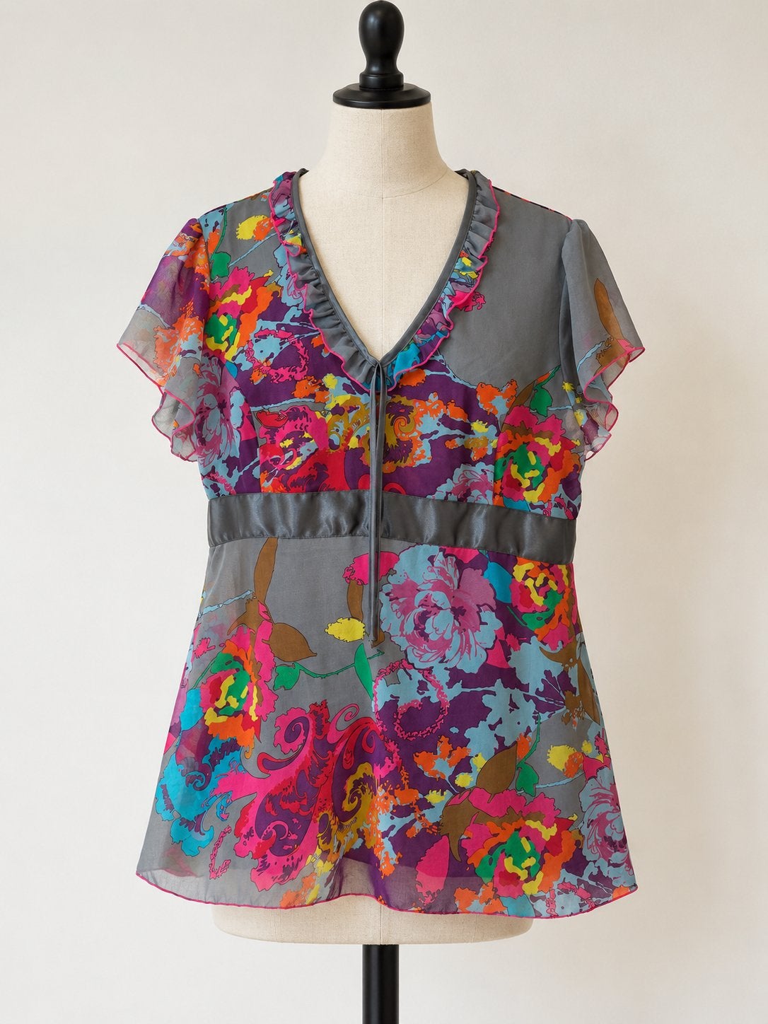 Te koop fleurige bloes/tuniek maat 46, Vêtements | Femmes, Grandes tailles, Enlèvement, Comme neuf, Autres couleurs, Chemisier ou Tunique