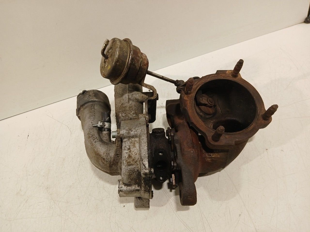 Turbo Audi TT, Van der Ven Autorecycling B.V., Gebruikt, Ettenseweg 76, 4706 PB Roosendaal, The Netherlands, Herkomst onderdeel bekend