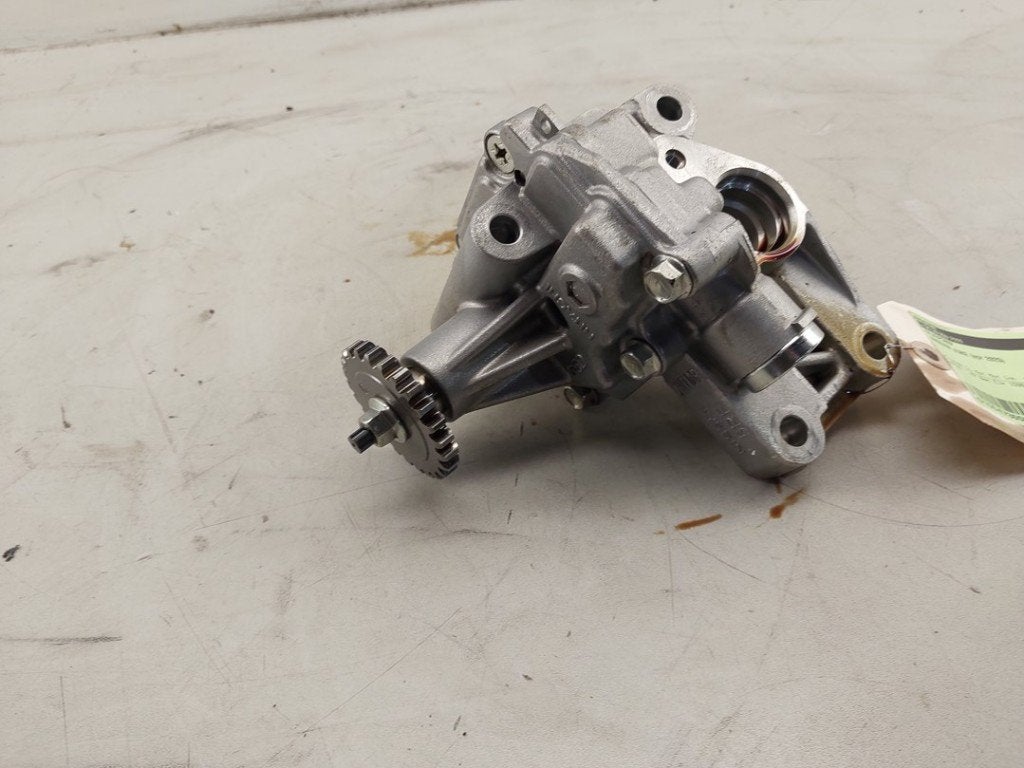 OLIEPOMP Nissan Juke (F16) (01-2019/-) (|3136000QAC|), Gebruikt, Germany@nissan-services.eu, Kronenweg 38
50389  Wesseling, DE