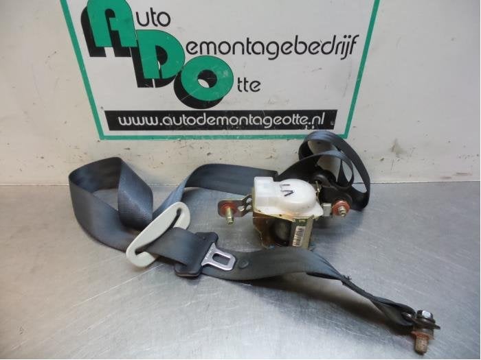 Ceinture de sécurité arrière gauche d'un Hyundai Getz (Ge, -, 3 mois de garantie, Utilisé, Hyundai
