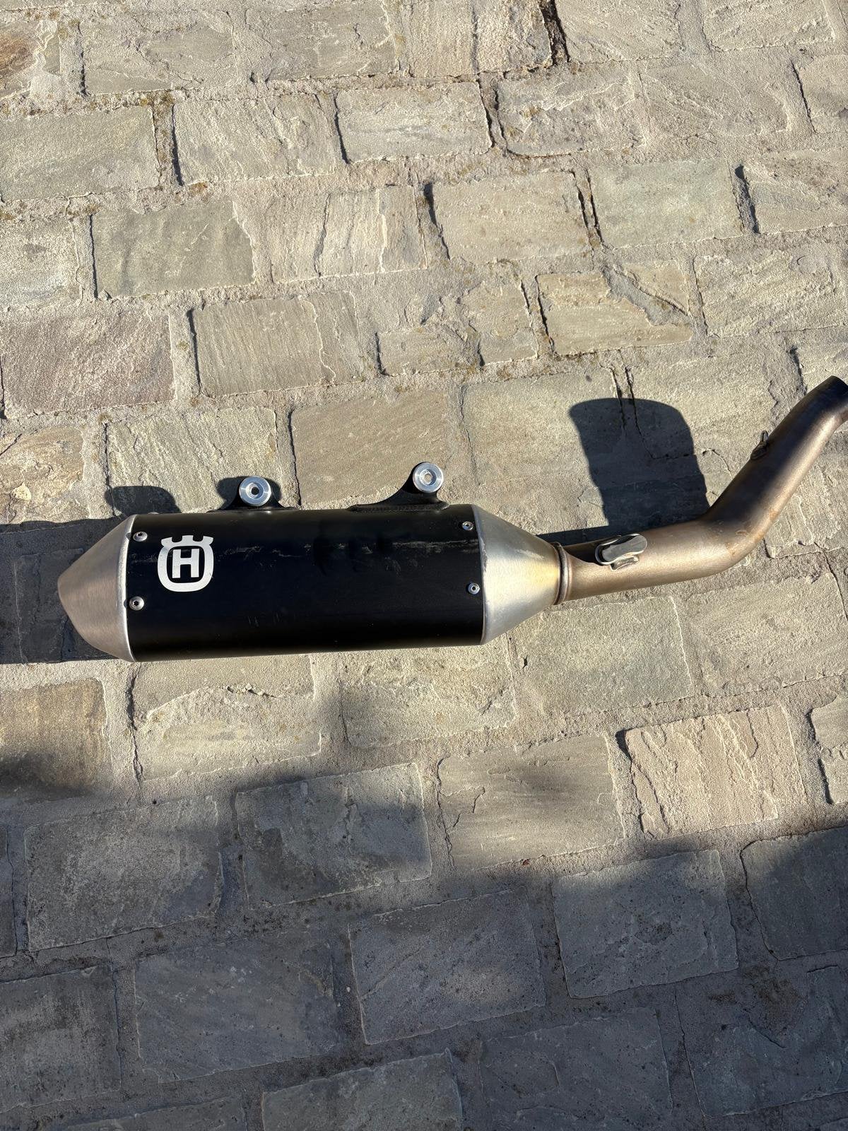 Husqvarna 250cc 4t 2025, Ophalen