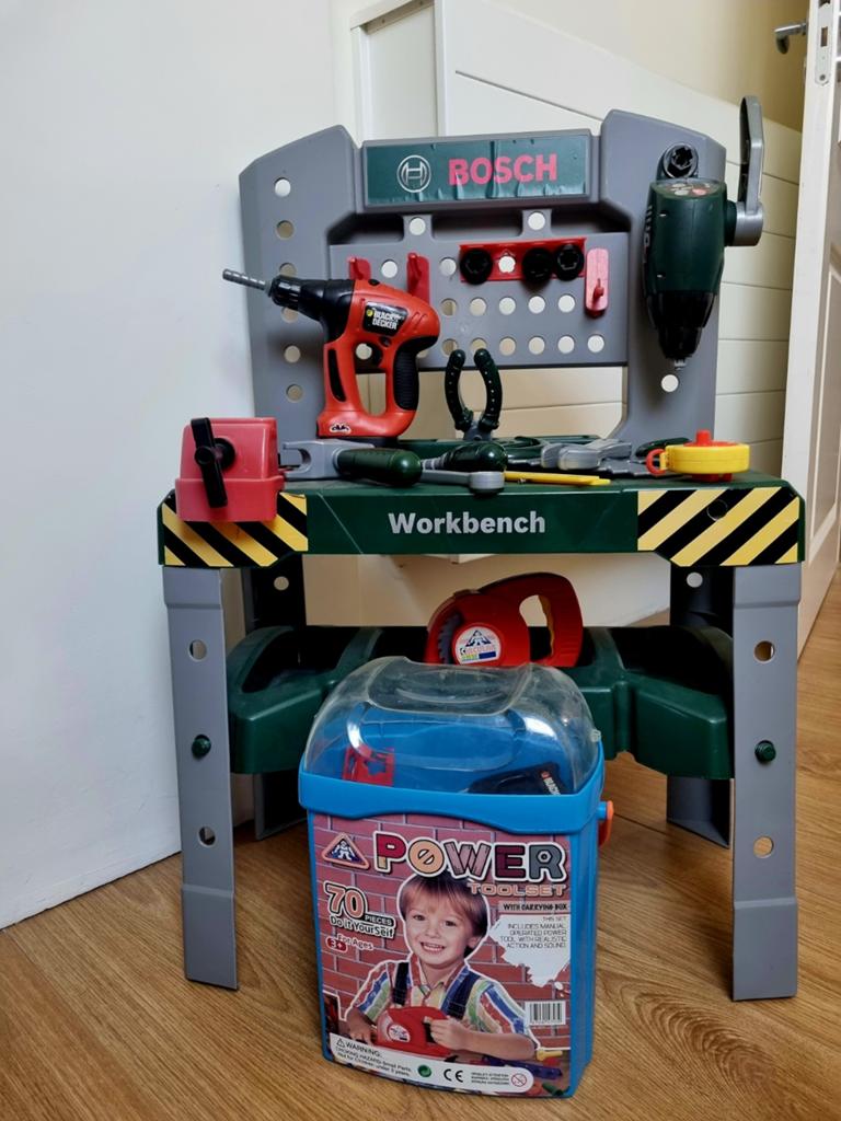 Werkbank van Bosch, inclusief diverse extra's, Ophalen