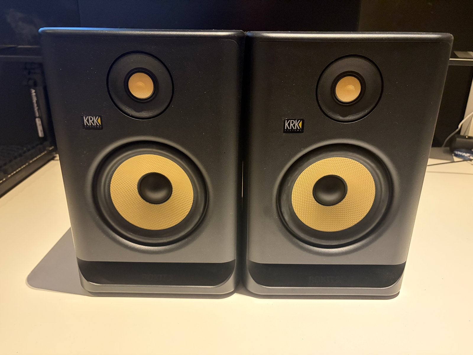 KRK Rokit RP5 G4 - Volledige set, Moniteur de studio, Comme neuf, Bass-reflex, KRK