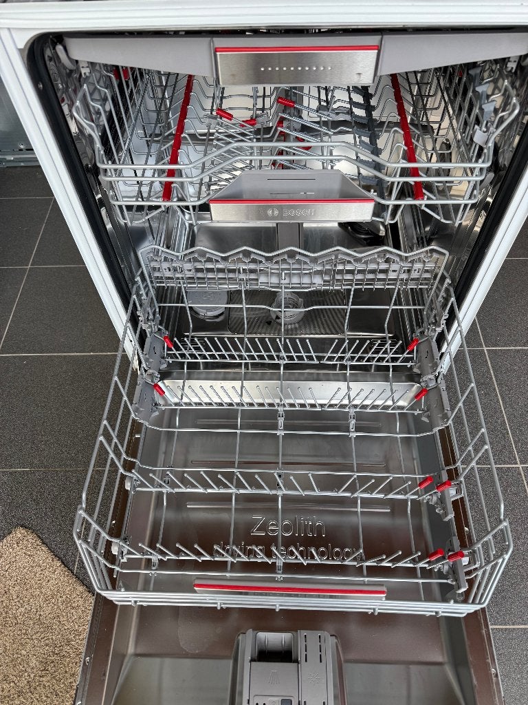 Bosch Serie 8 inbouwvaatwasser — Zeolith, zo goed als nieuw, Electroménager, Encastré, Programme éco, Comme neuf, Enlèvement
