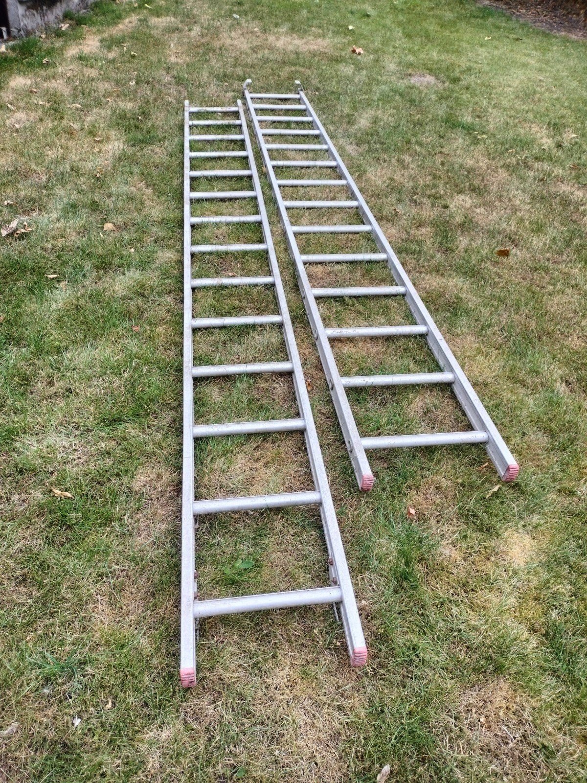 Échelle coulissante en aluminium, Bricolage & Construction, Enlèvement, Échelle
