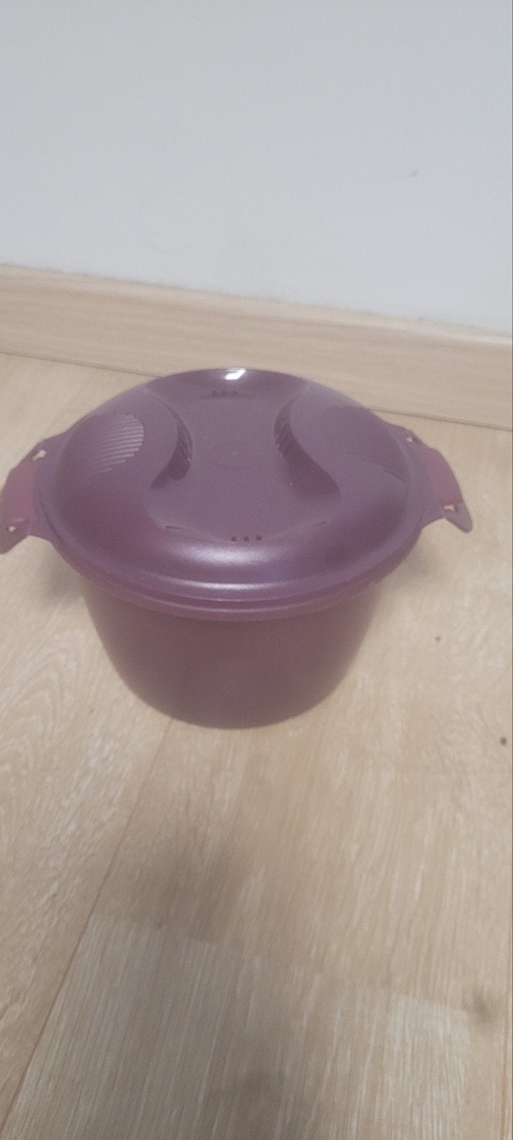 tupperware rijstkoker, Huis en Inrichting, Ophalen of Verzenden, Gebruikt, Paars, Overige typen