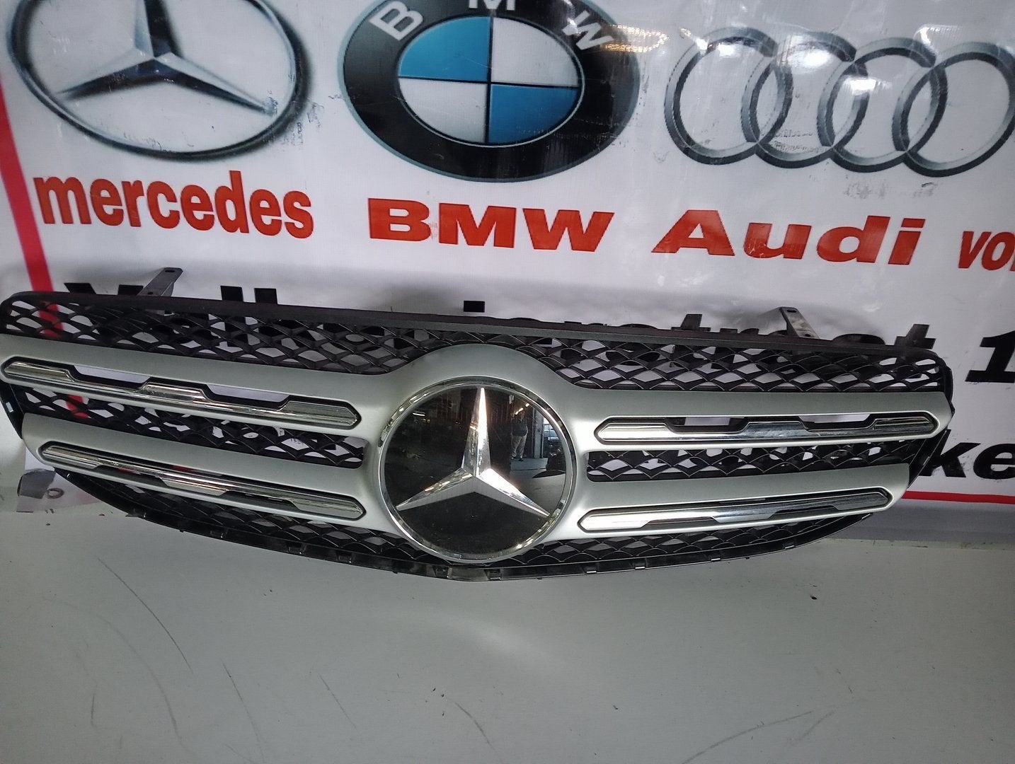 Mercedes GLC W253 2016-2019 Gril Origineel A2538800102, Utilisé, -, -, Enlèvement ou Envoi