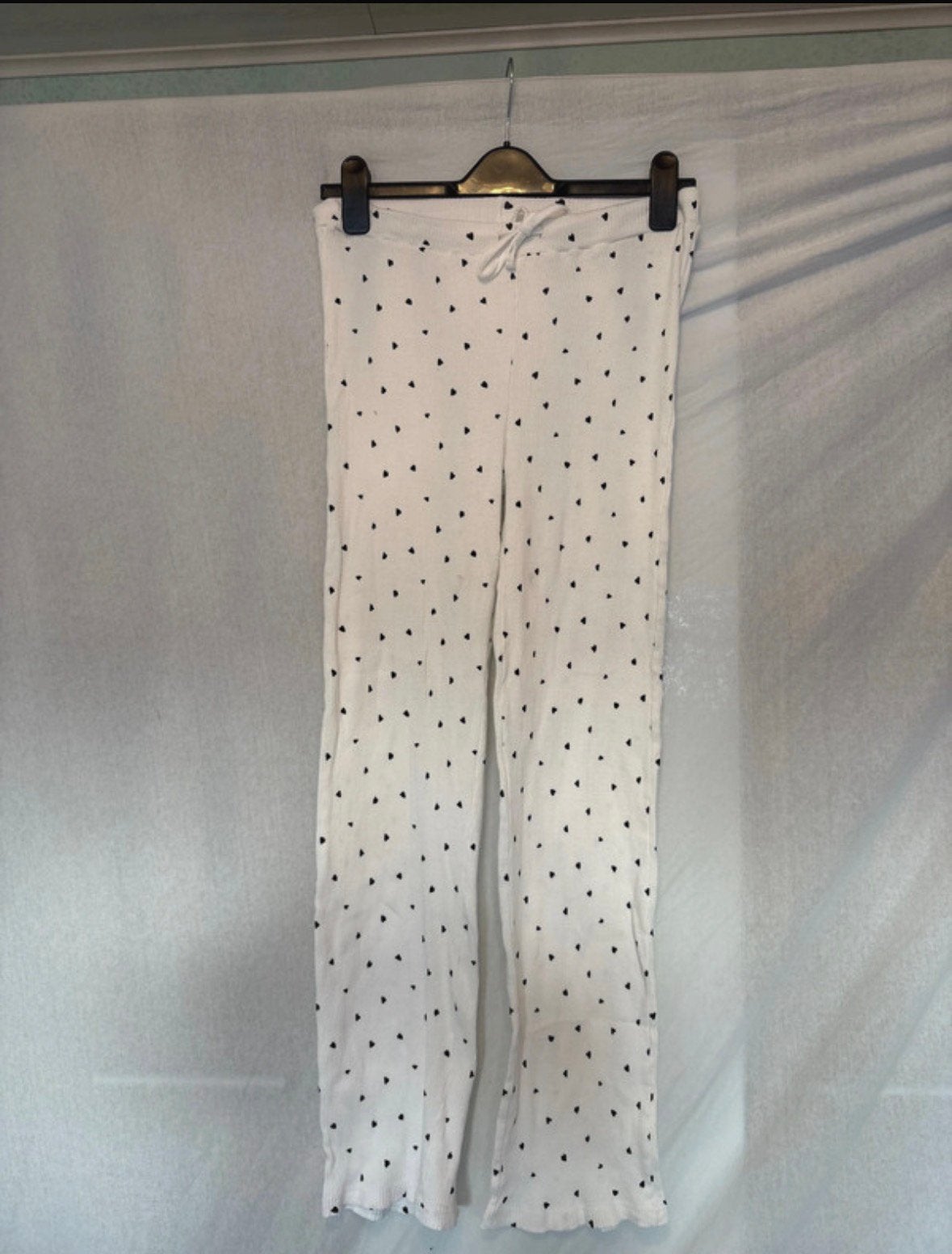 Pantalon long blanc avec cœurs, Enlèvement ou Envoi, Neuf, Taille 38/40 (M), Blanc