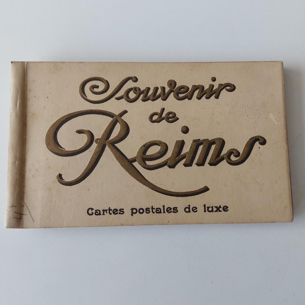 Oud boekje met 20 oude postkaarten van Reims., Ophalen