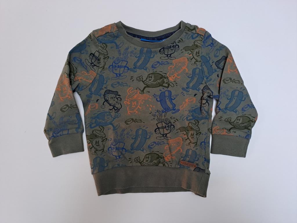 Mt 92 Kakigroene sweater met vermenselijkt fast food, Kinderen en Baby's, Kinderkleding | Maat 92, Trui of Vest, Ophalen of Verzenden