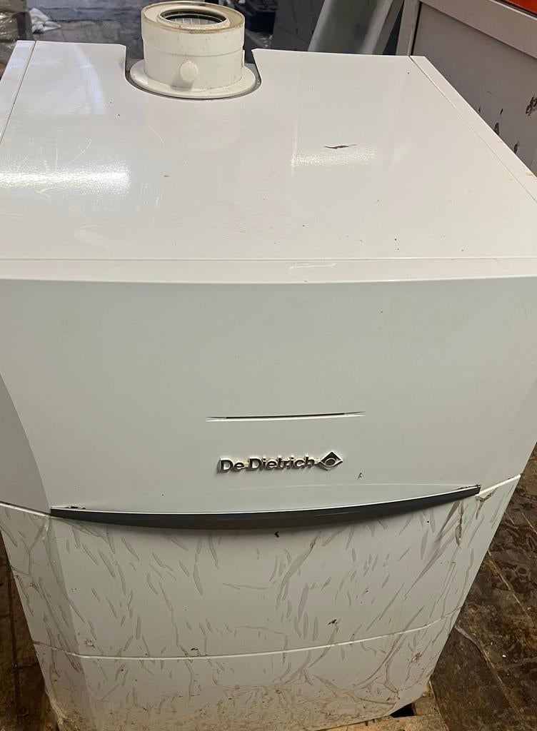 Chauffage avec ventouse, Enlèvement, 60 à 150 cm, Neuf, 800 watts ou plus