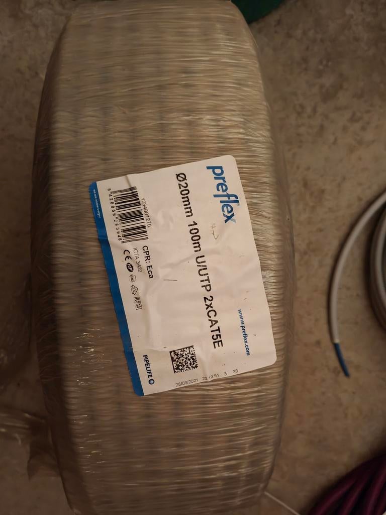 100m 2x UTP cat5e preflex, Doe-het-zelf en Bouw, Ophalen