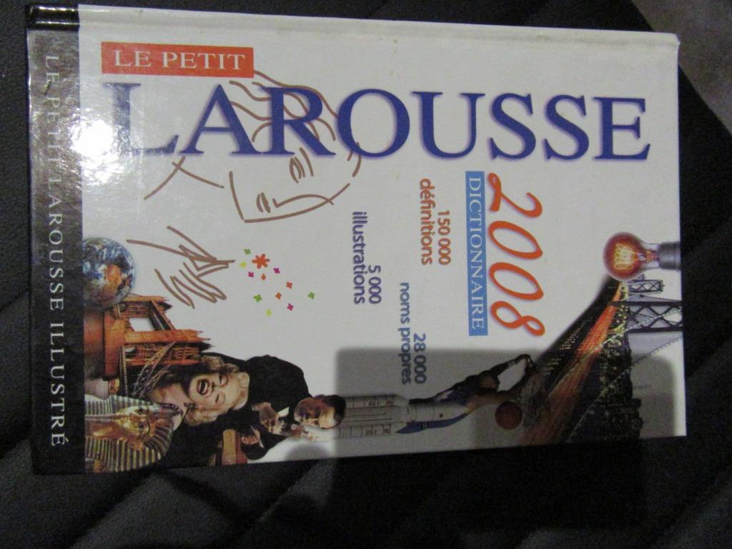 A Le petit Larousse 2008, Livres, Enlèvement, Comme neuf