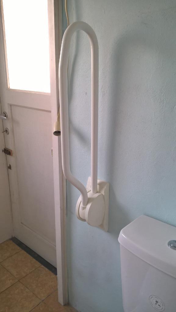 TOILETBEUGEL OPKLAPBAAR LINIDO WIT 80 CM, Ophalen, Zo goed als nieuw