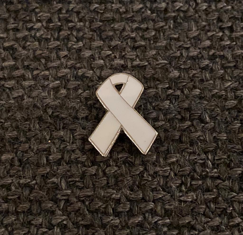 PIN - RUBAN POUR LA LUTTE CONTRE LE SIDA - AIDS, Envoi, Utilisé, Autres sujets/thèmes, Insigne ou Pin's