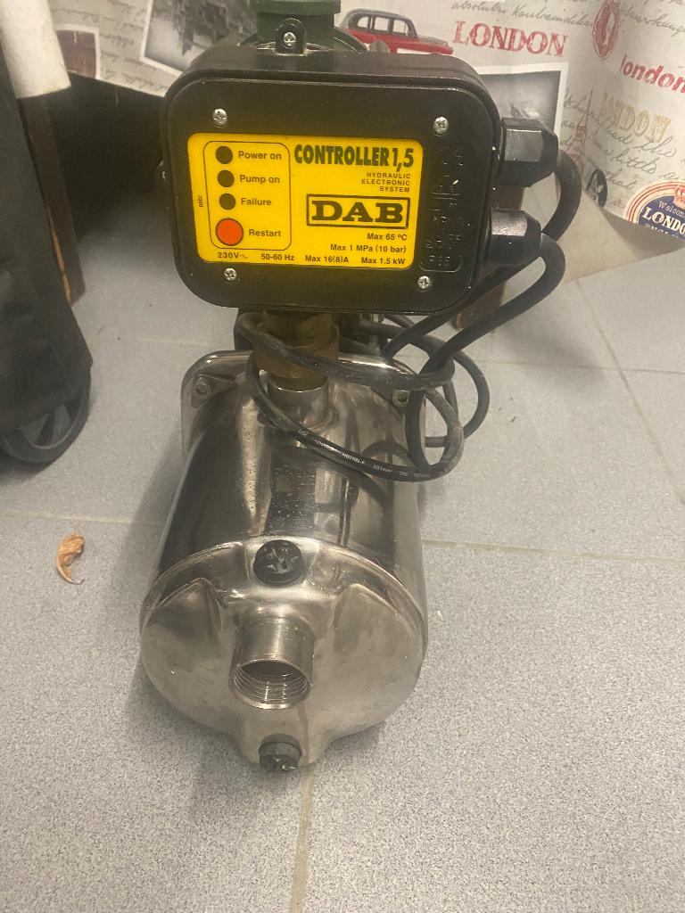 Pompe Hydrophore DAB EunoInox 30/30, Jardin & Terrasse, Pompes à eau, Enlèvement, Utilisé, Électrique, Pompe pour citernes d'eau de pluie