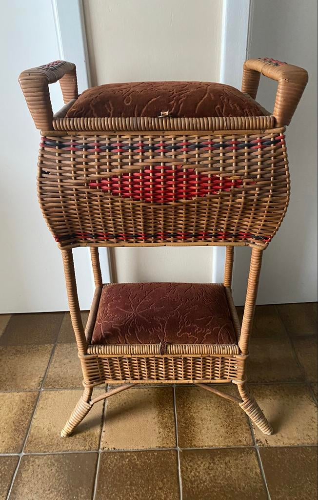 Vintage naaimand (GEEN KOERIERSDIENST!), Ophalen, Gebruikt