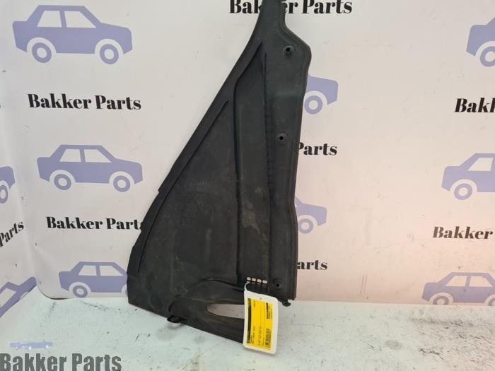 Paravent van een BMW 3-Serie (668), Gebruikt, -, -, 3 maanden garantie