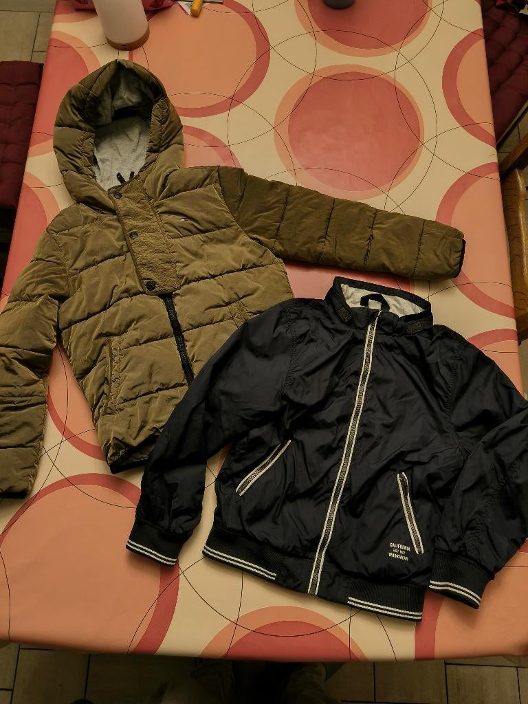 Lot jongensjassen Maat 128 (Lot A), Ophalen of Verzenden, Gebruikt, Jongen, Jas