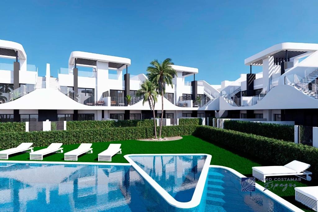 Appartement type bungalow  à vendre en Espagne, Village, Guardamar, 75 m², 2 pièces