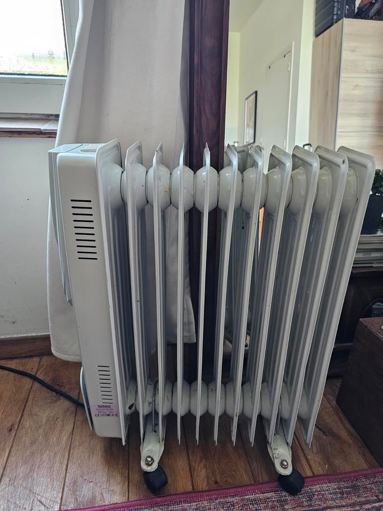 Chauffage bain d huile, Enlèvement, Utilisé, Moins de 200 watts, Radiateur