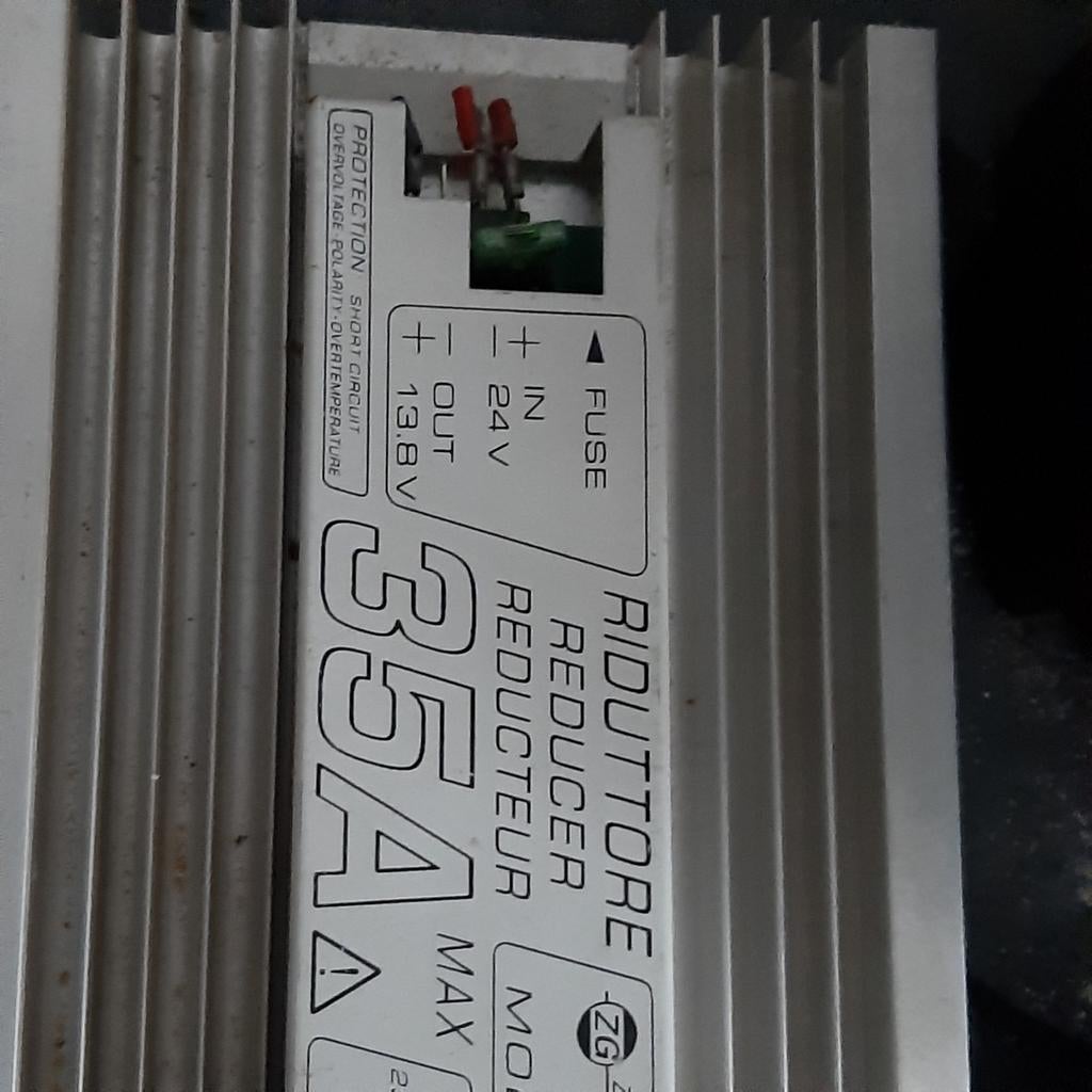 Omvormer 24v naar 12v  35a, Ophalen of Verzenden, Gebruikt