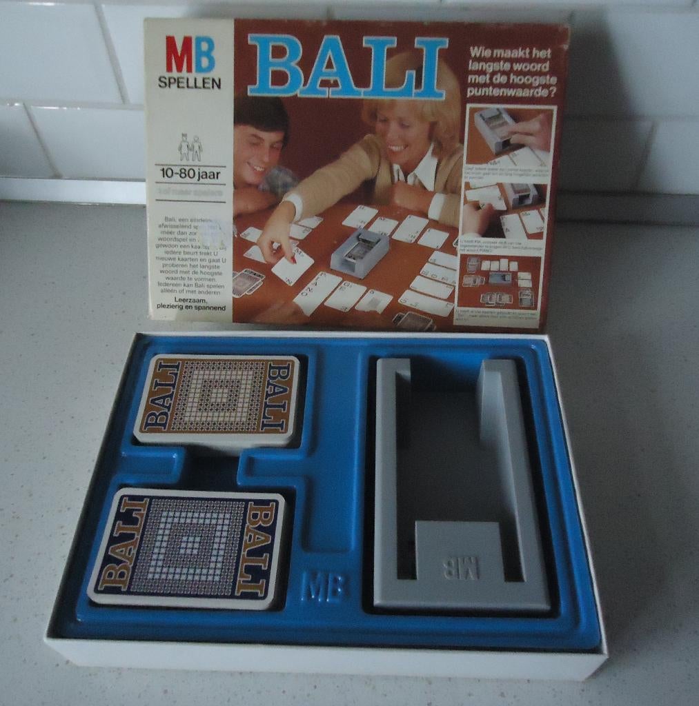 Vintage "BALI" van MB in prima staat !, Een of twee spelers, Ophalen of Verzenden, Zo goed als nieuw, MB spelen
