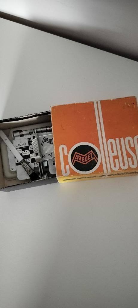Colleuse de film, Enlèvement, 1940 à 1960, Autres types