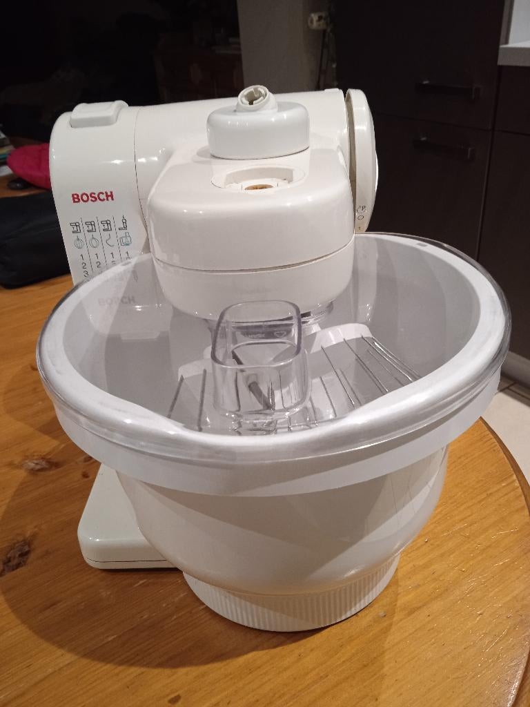 robot de cuisine Bosch vintage, Electroménager, Enlèvement, Comme neuf, 3 vitesses ou plus