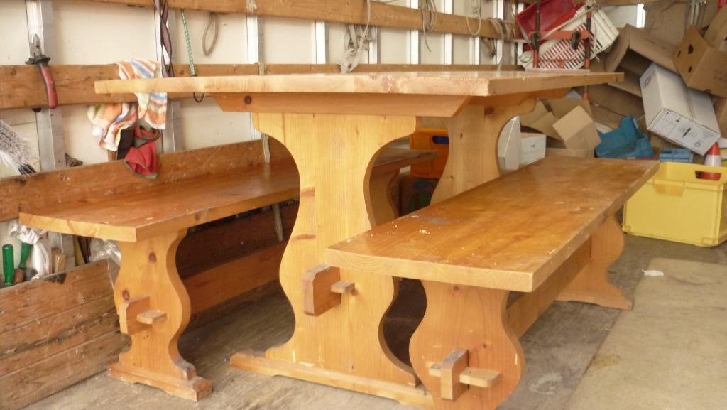 MASSIEF HOUTEN TAFEL, Ophalen