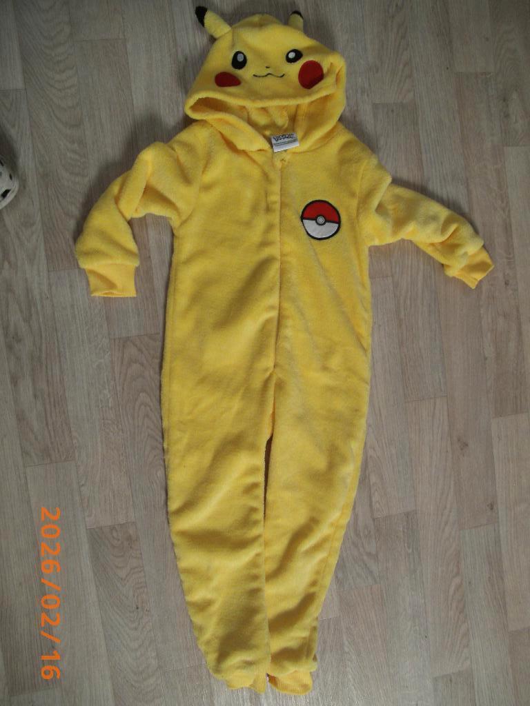 Tenue Picatchou (pokémon) a vendre, Enlèvement, Neuf