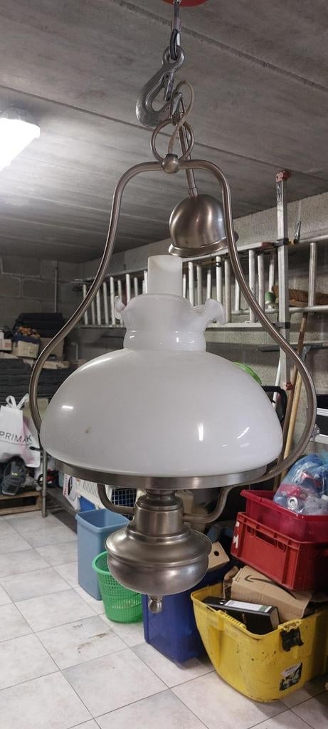 lustre suspendu en étain. parfait état, Enlèvement