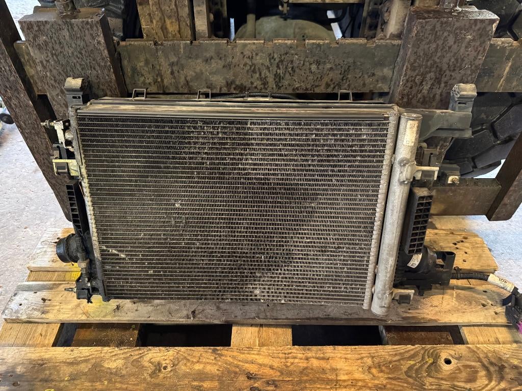 Opel Astra J radiateur + ventilatorblok, Auto-onderdelen, Ophalen, Gebruikt, Opel