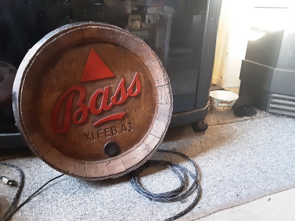 Reclame bord bass, Verzamelen, Ophalen