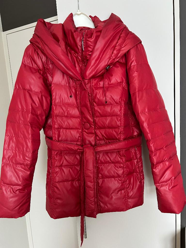 Rode donsjas maat 42/44, Maat 42/44 (L), Ophalen of Verzenden, Zo goed als nieuw, L Histoire de Louise