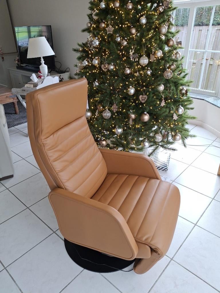 NIEUW relax fauteuil in Namibo leder, Ophalen, Minder dan 75 cm, Nieuw, Leer