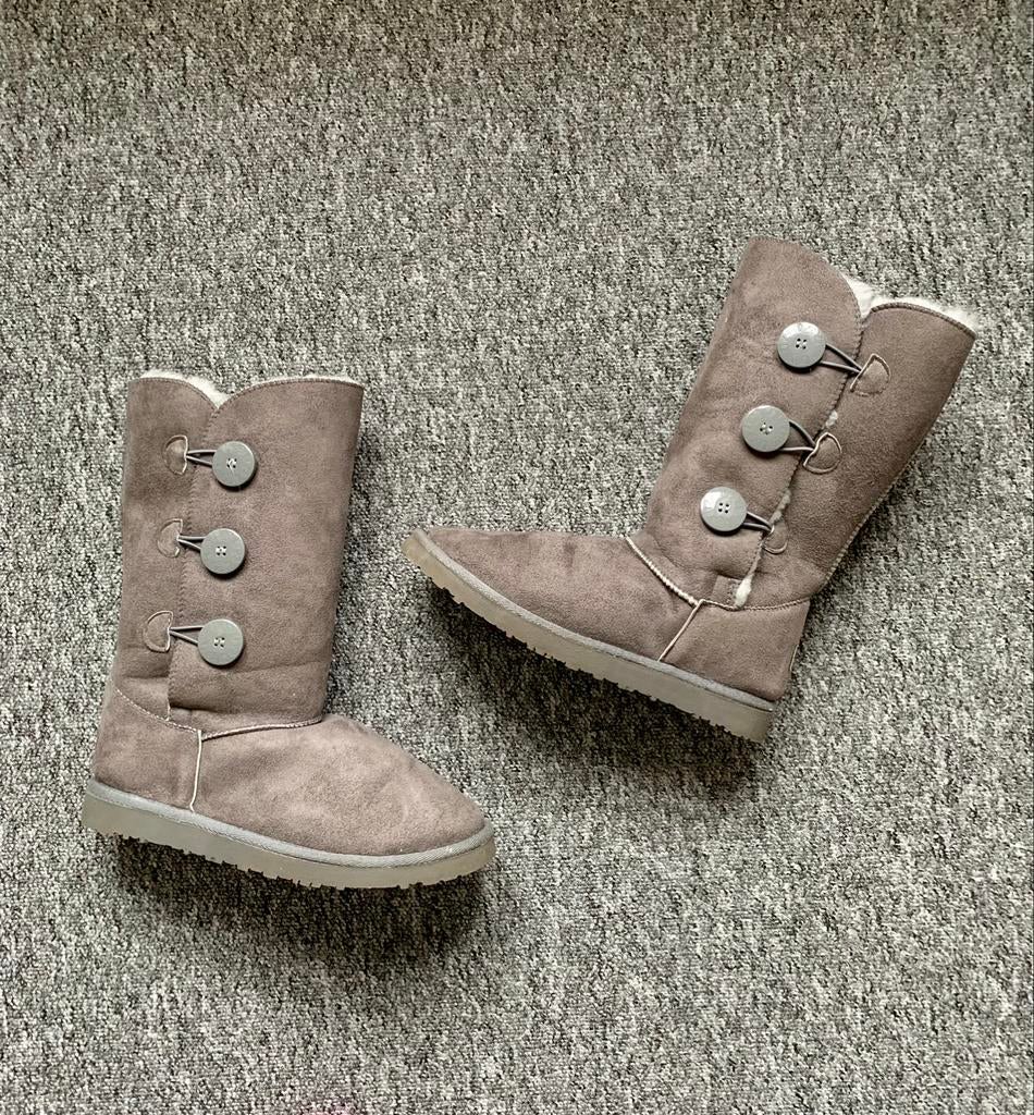 Bottes UGG pointure 41, Vêtements | Femmes, Chaussures