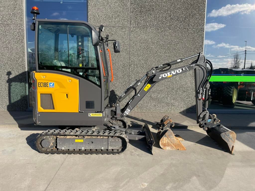 Volvo EC18E graafmachine minigraver demo 129h, Zakelijke goederen, Machines en Bouw | Kranen en Graafmachines, Graafmachine, Ophalen