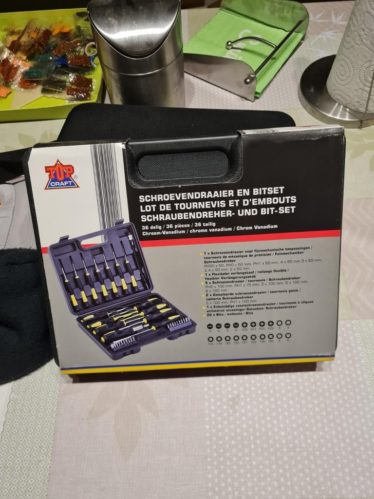 Schroevendraaier en bitset 36-delig, Doe-het-zelf en Bouw, Ophalen, Zo goed als nieuw